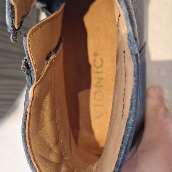 Vionic Magnolia Lois Chukka ***Sample Women's Blue Leather Ankle Bootie - Picture 8 of 8